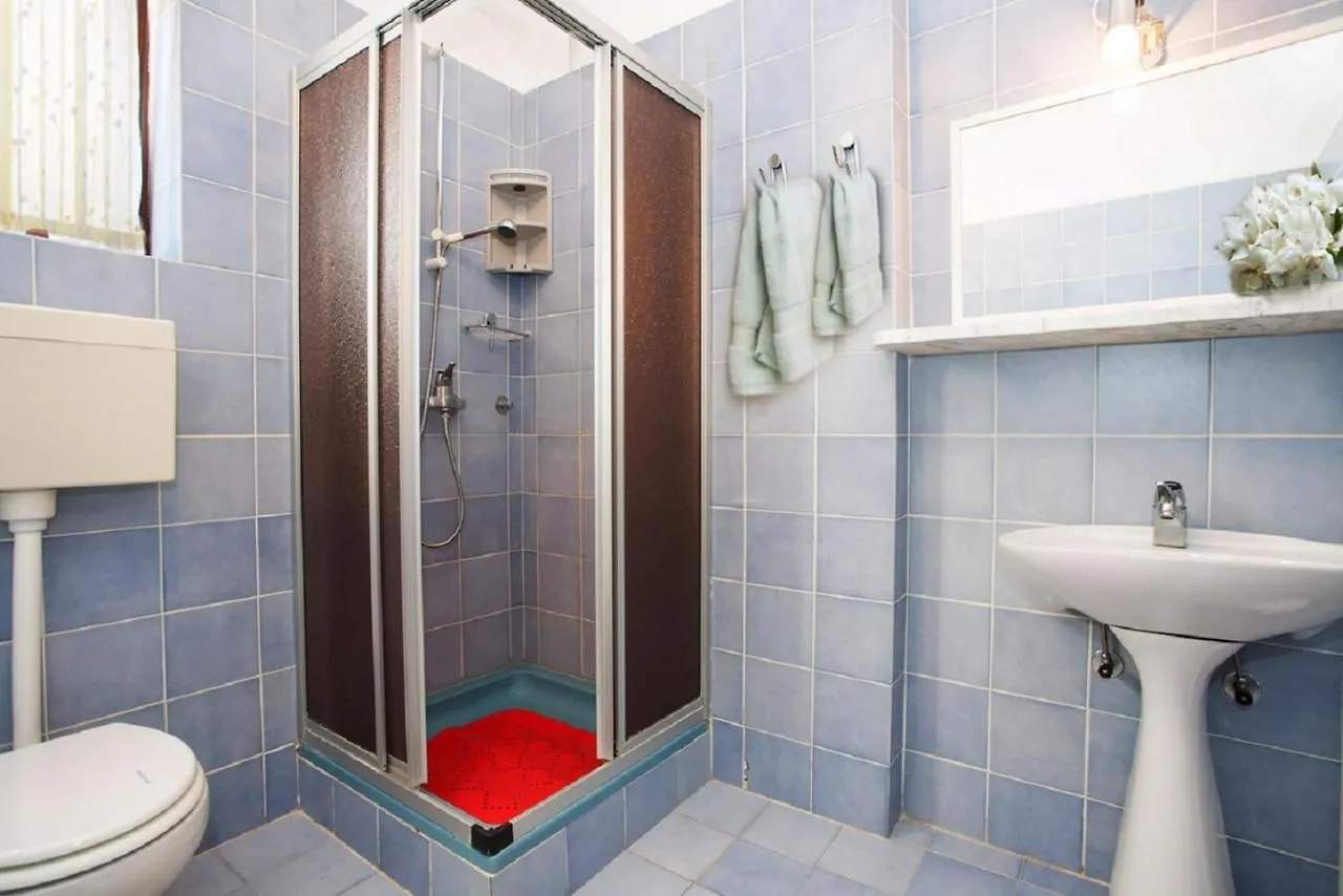 Valentina Apartment And Studio Vantacici